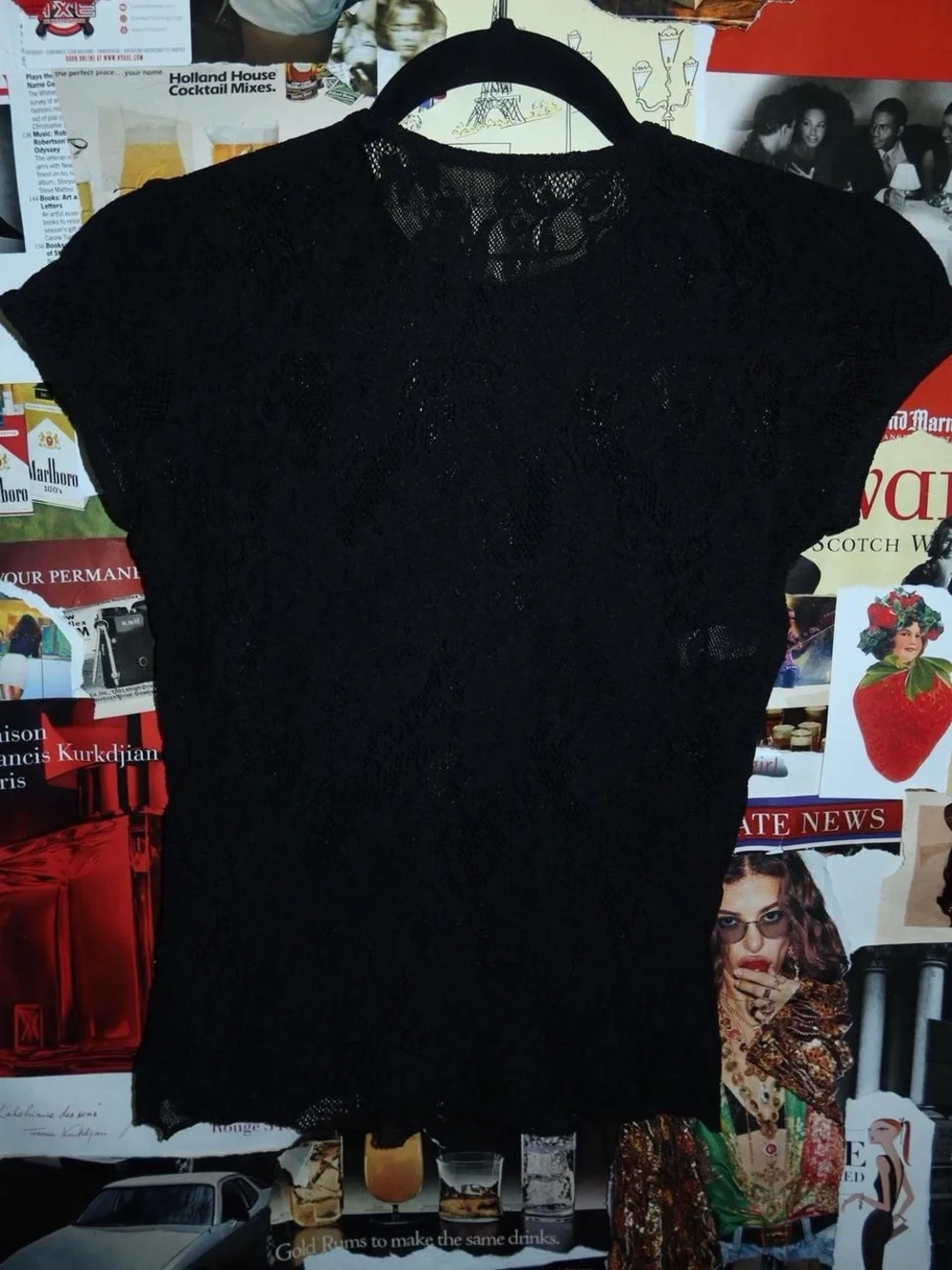 Donna Karan Black Lace Short-Sleeve Tee